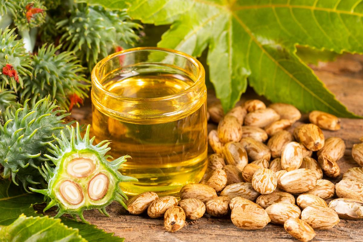 The Miraculous Benefits of Castor Oil for Skin