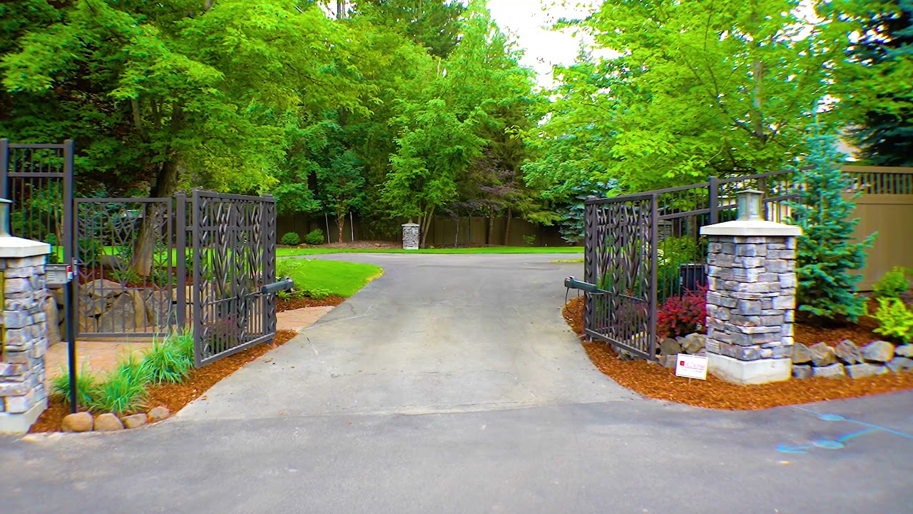 Enhance Security and Style: Driveway Gates Solutions in Seattle
