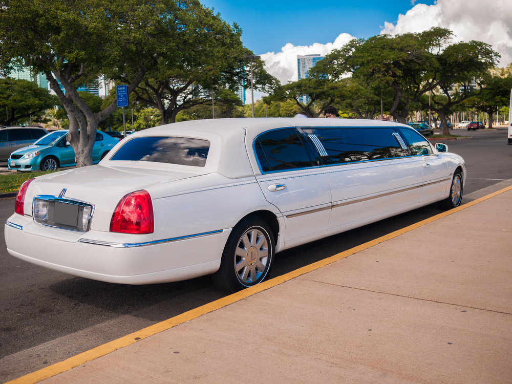 Why Hiring a San Diego Airport Limo is Your Best Choice?