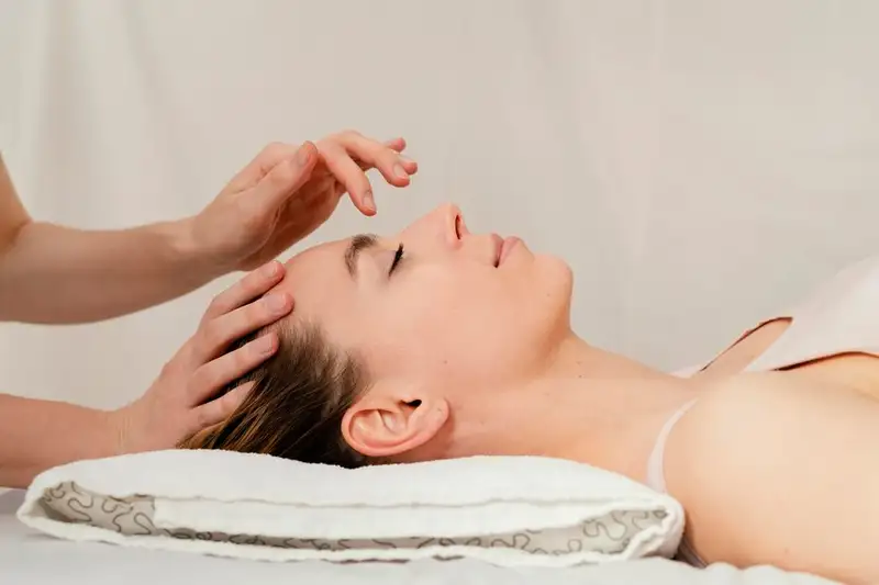 Unwind After a Long Flight: The Benefits of Business Trip Massages